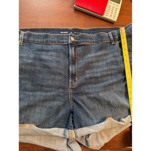 Old Navy Womens Plus Size 26 Mid-Rise Denim Shorts Cuffed Medium Wash Blue